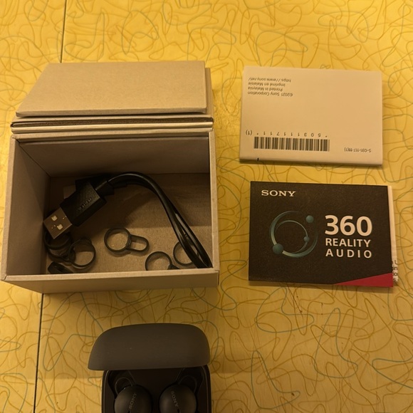 Sony Link Black Wireless Earbuds with Charging Case - Picture 3 of 3